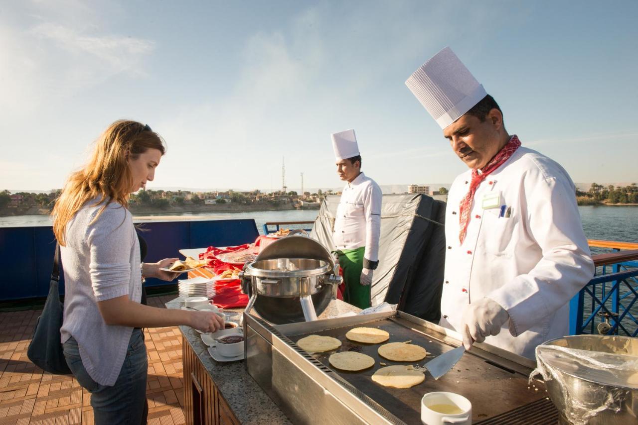 M/S Esmeralda Nile Cruise - 4 Or 7 Nights From Luxor Each Monday And 03 Nights From Aswan Each Friday Екстериор снимка