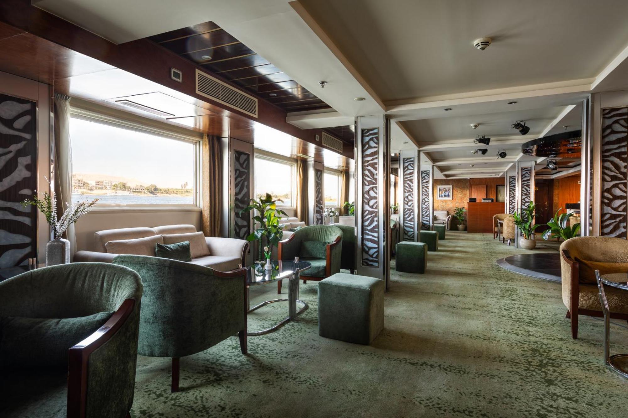 M/S Esmeralda Nile Cruise - 4 Or 7 Nights From Luxor Each Monday And 03 Nights From Aswan Each Friday Екстериор снимка